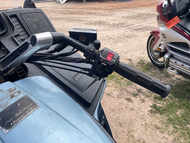 #5573-•-1987-yamaha-venture-motorcycle-image-18