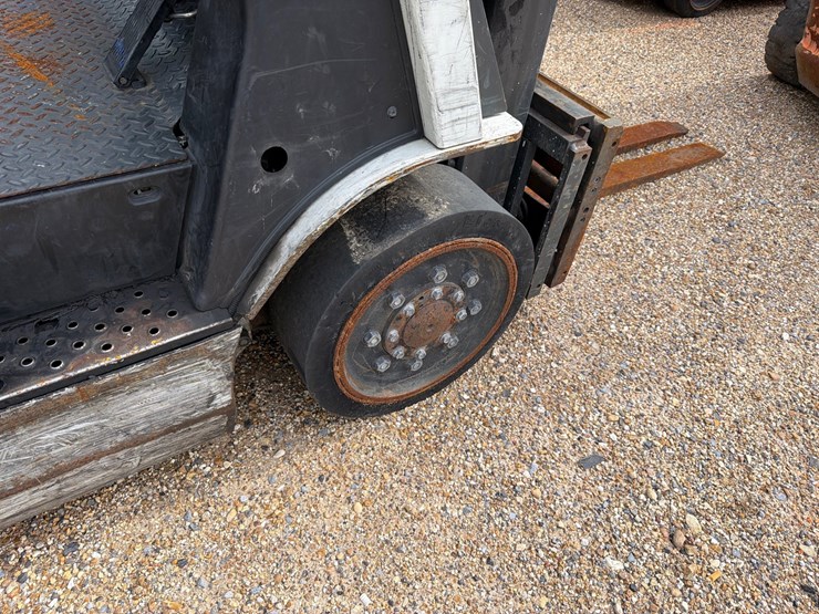 #36260-•-2016-nissan-unicarrier-forklift-image-4