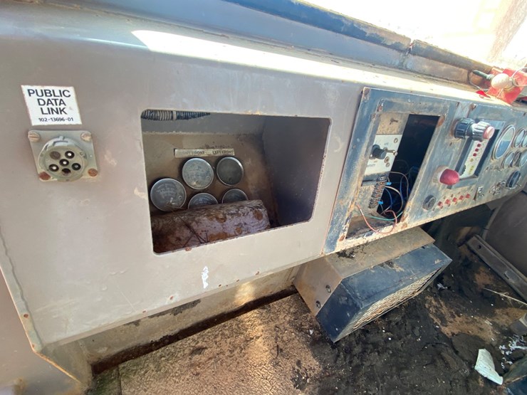 #2-•-1998-tenex-3-90c-trash-master-compactor-image-57