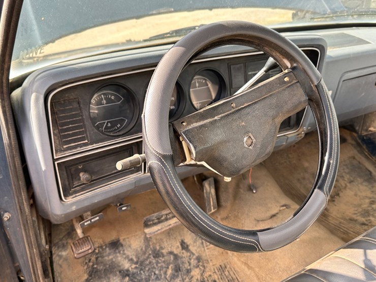 1989-dodge-150-image-46