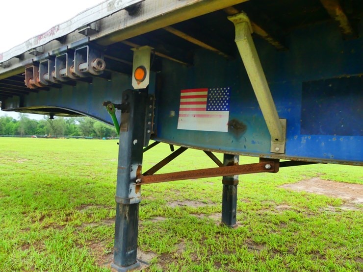 2001-utility-flatbed-image-10