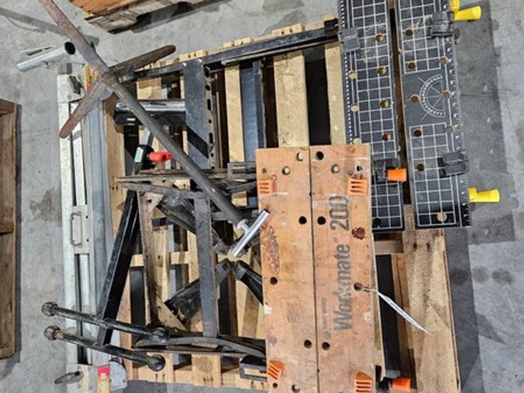 #100-•-pallet-of-work-stands-image-3