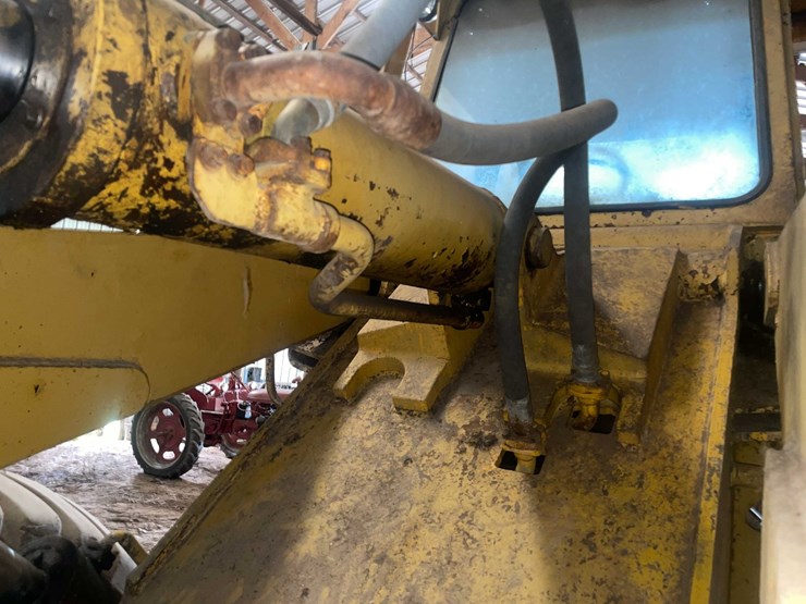 #5557-•-hough-120-payloader-image-65