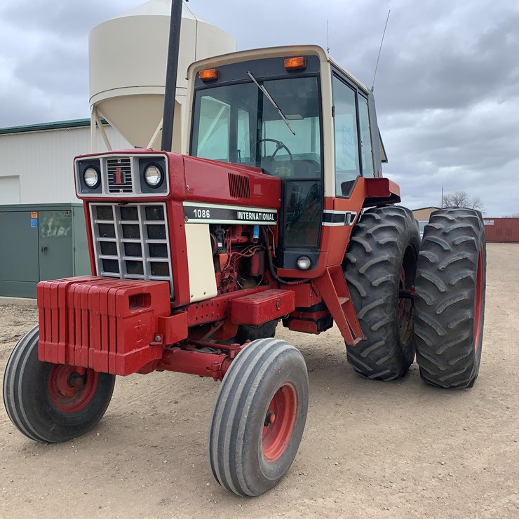 1978 INTERNATIONAL 1086