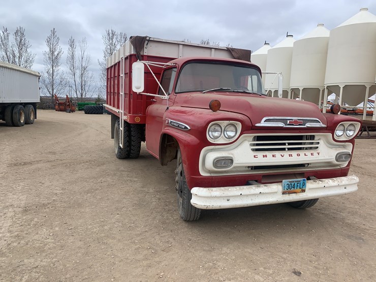 1959-chevrolet-60-image-3
