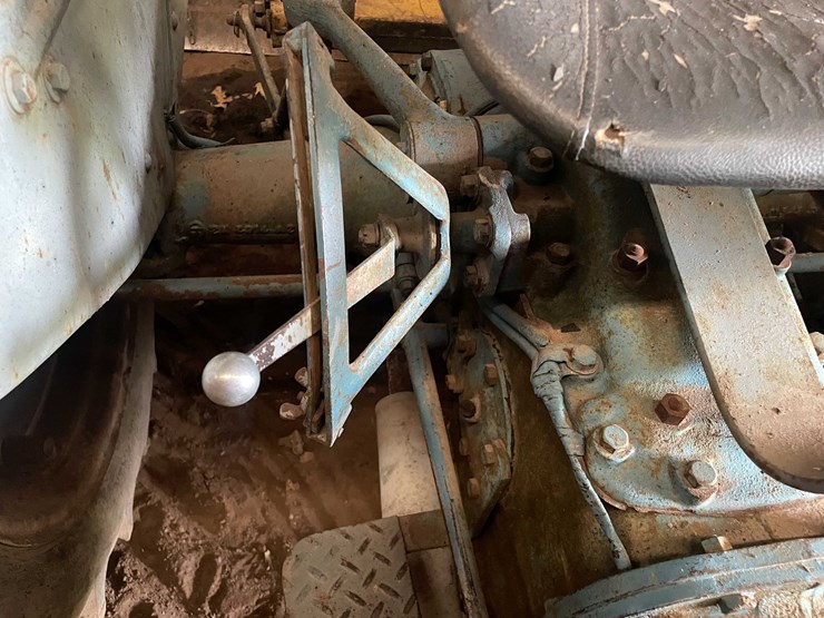 ford-tractor-image-23
