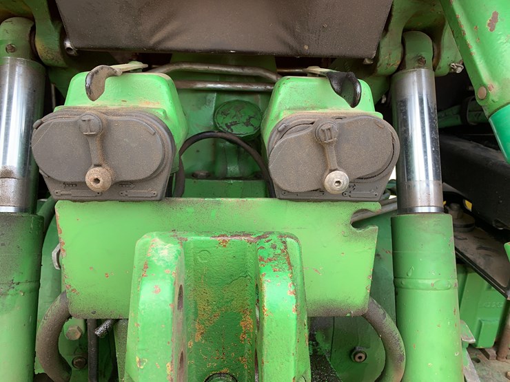 1990-john-deere-3155-image-22