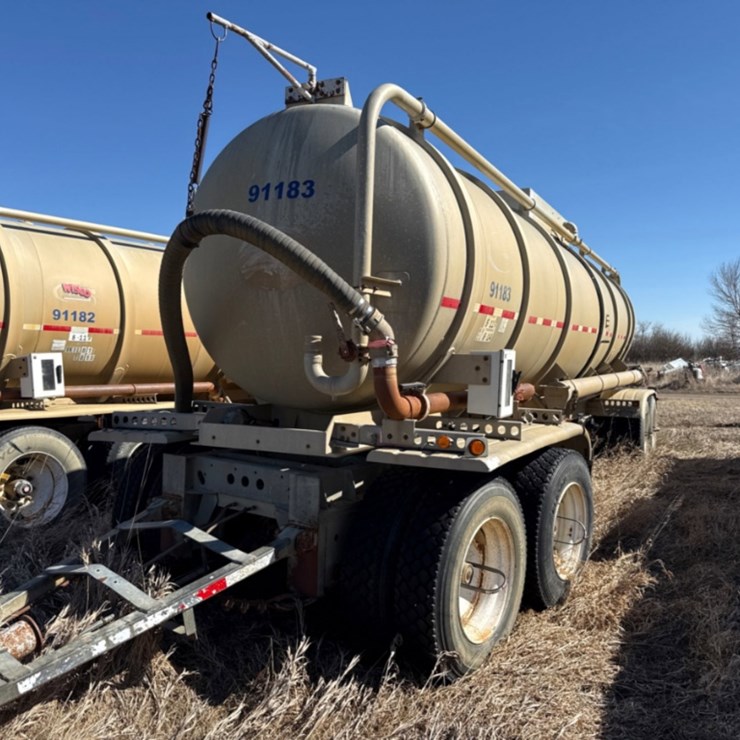 2012 STEPHENS CRUDE PUP TRAILER