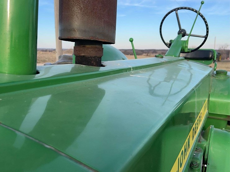john-deere-820-image-13