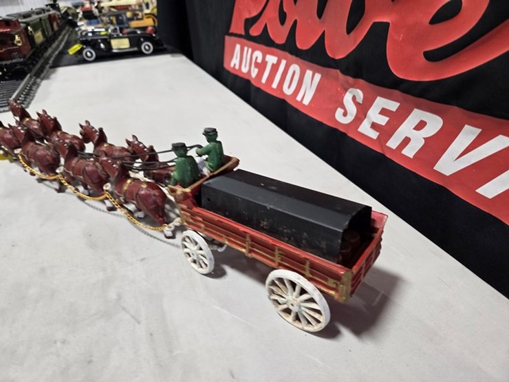 #74-•-budwieser-cast-iron-team-&-wagon-image-4