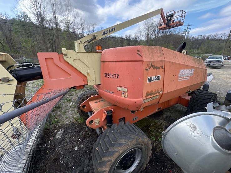 2014-jlg-800aj-image-8