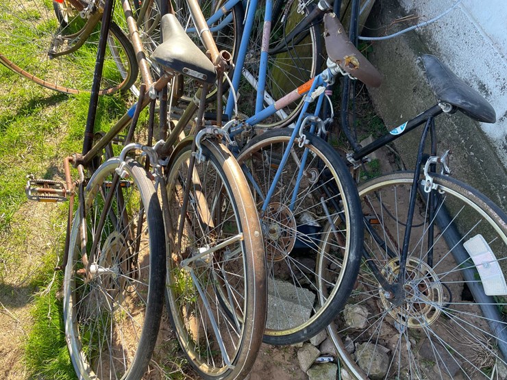 #5634-•-bike-lot-image-7