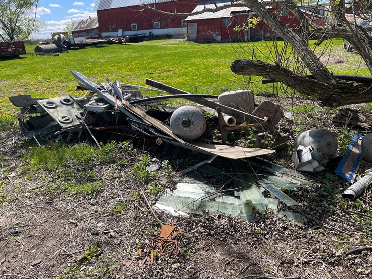 #5599-•-misc.-scrap-metal-&-more-image-11