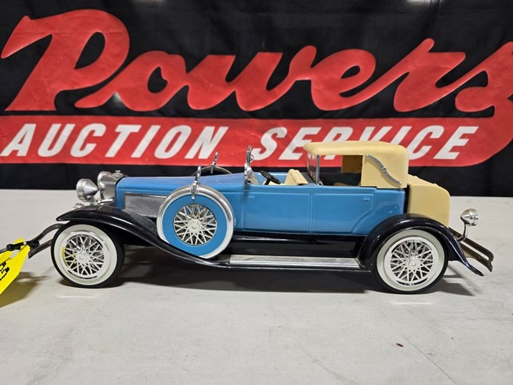 #82-•-mccormick-duesenberg-model-j-decanter-image-3