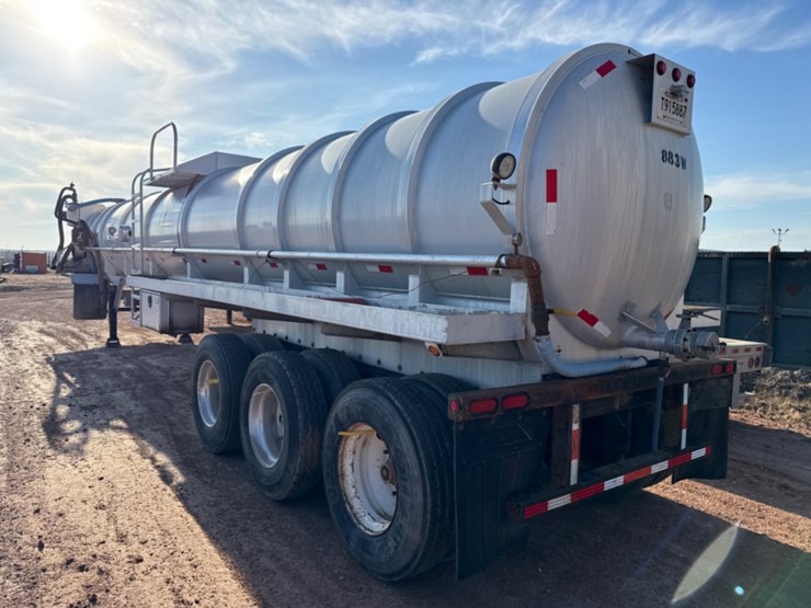 2016-unkonw-triaxle-aluminum-vacuum-trailer-image-4