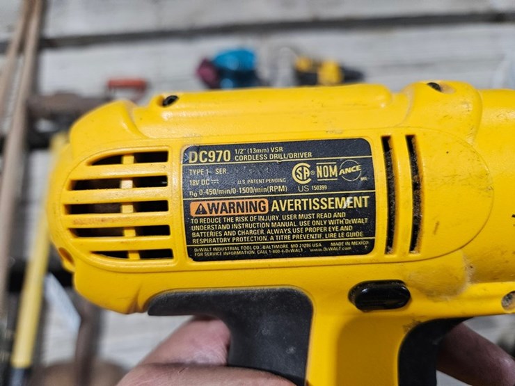 #82-•-assorted-power-tools-image-4