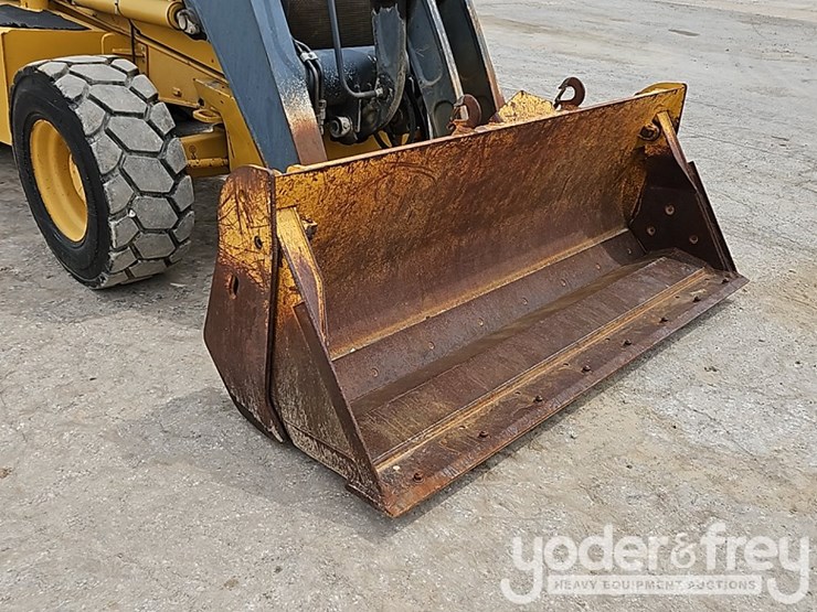 2014-deere-710k-image-27
