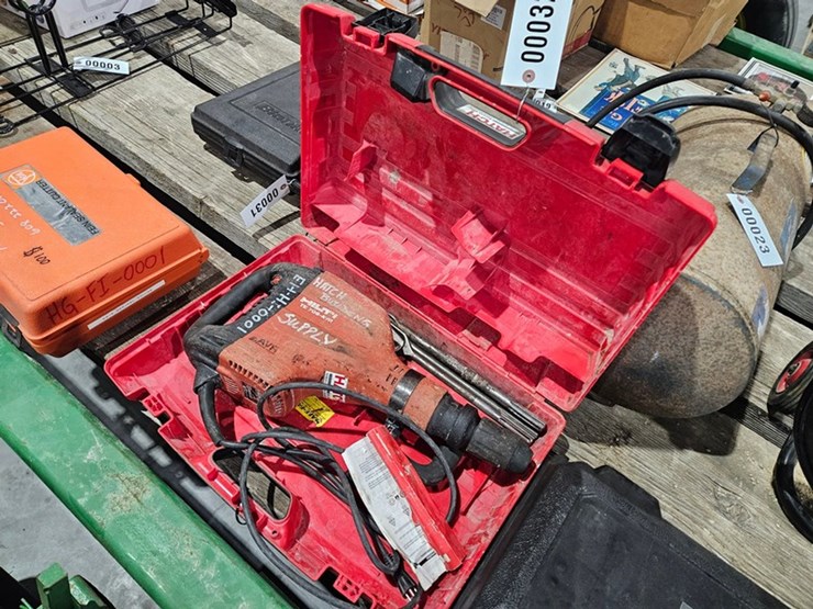 #32-•-hiliti-te706-avr-chipping-hammer-image-3