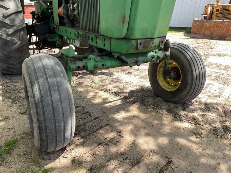 john-deere-4020-image-25