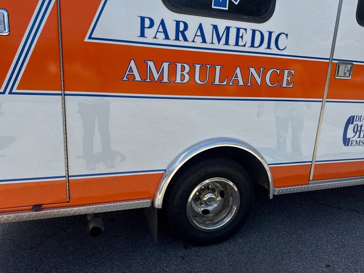 #9-•-2017-chevrolet-ambulance-4500-image-29