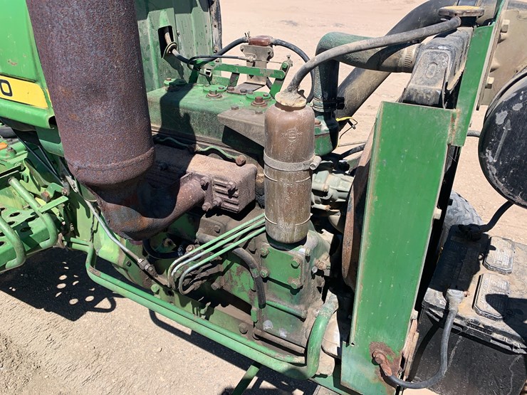 john-deere-850-image-22