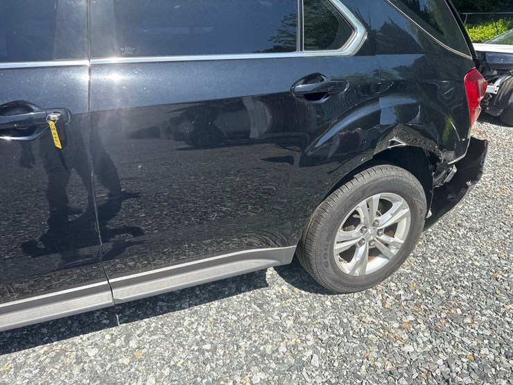 2017-chevrolet-equinox-image-13
