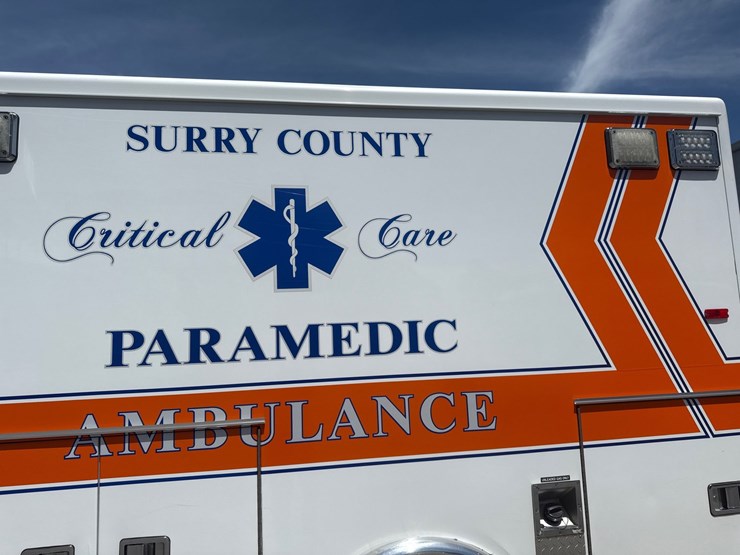 #9-•-2017-chevrolet-ambulance-4500-image-17