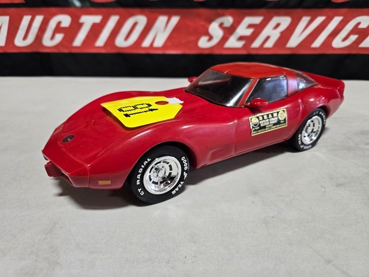 #81-•-jim-beam-1978-chevrolet-corvette-decanter-image-2