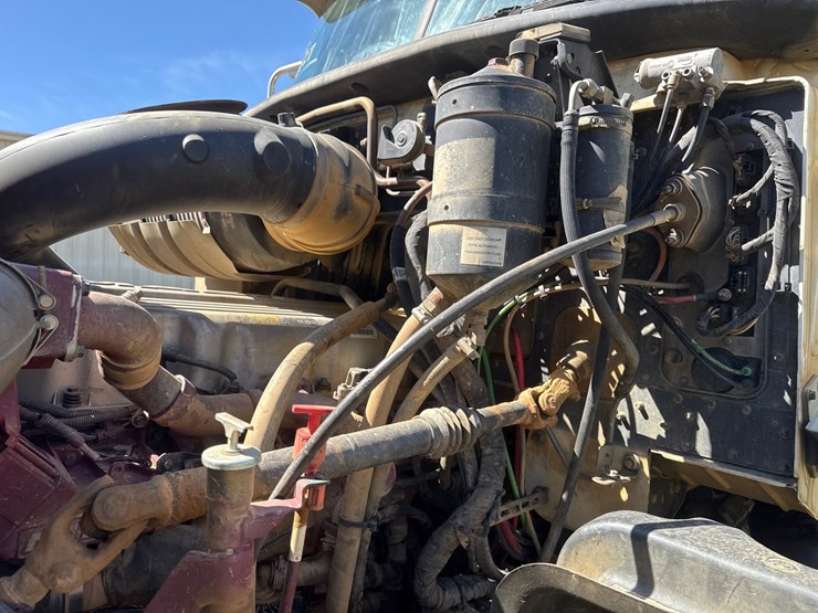 #1-•-2012-mack-roll-off-truck-image-66