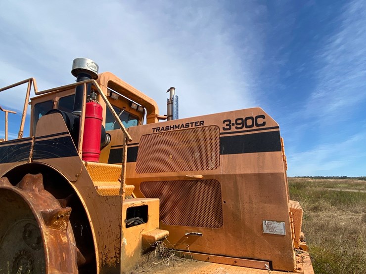 #3-•-390-rex-trash-compactor-image-18