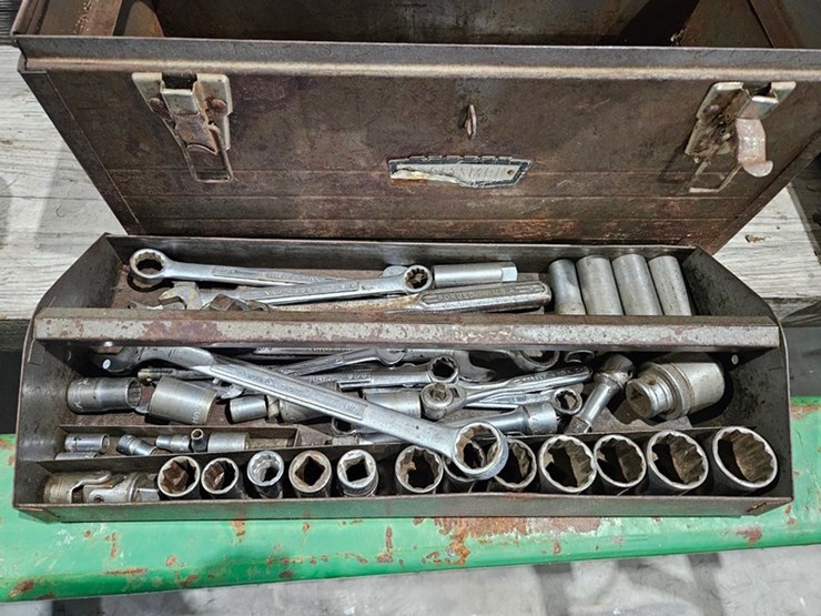 #87-•-2-boxes-of-hand-tools-image-2