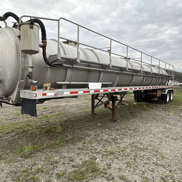 2009 STEPHENS TRAILER