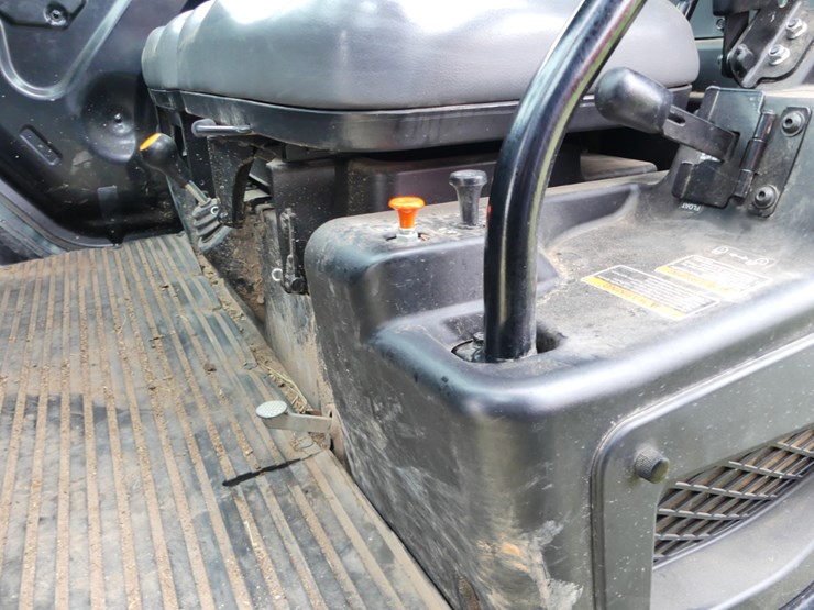 2023-kubota-rtv-x1100cw-h-image-12