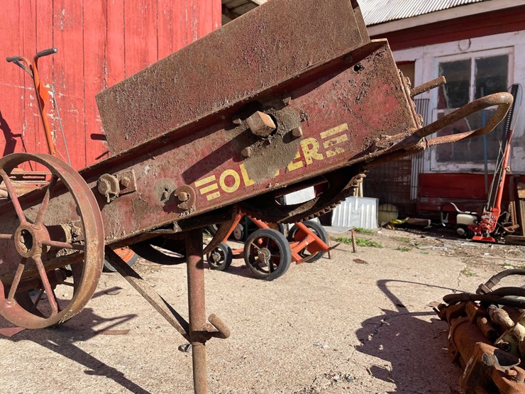 #5645-•-vintage-oliver-wagon-unloader-image-6