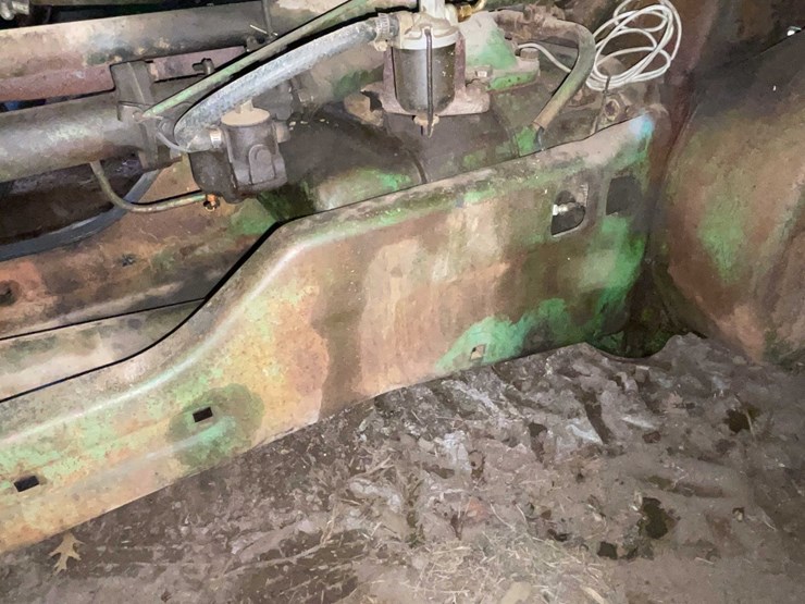 john-deere-b-image-33