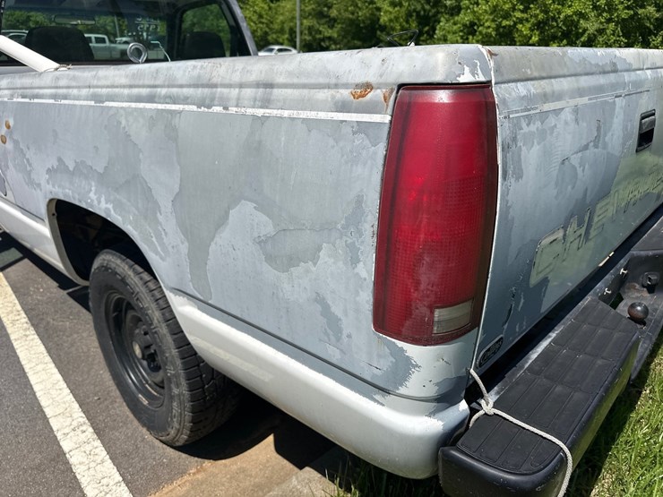 #6-•-1995-chevy-truck-image-18