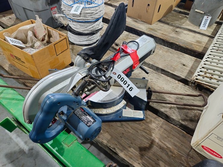 #16-•-ryobi-tss200-8-1/2"-sliding-miter-saw-image-1