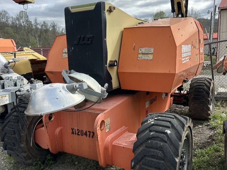 2014-jlg-800aj-image-2