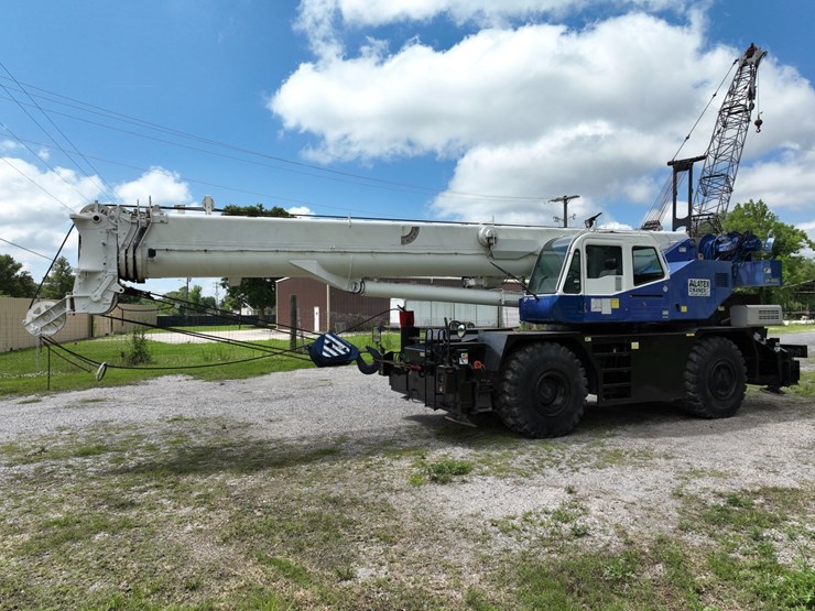 #9999978-•-2012-tadano-gr-550xl-crane-image-37