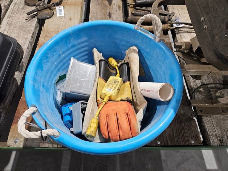 #5-•-tub-of-assorted-electrical-parts-image-2