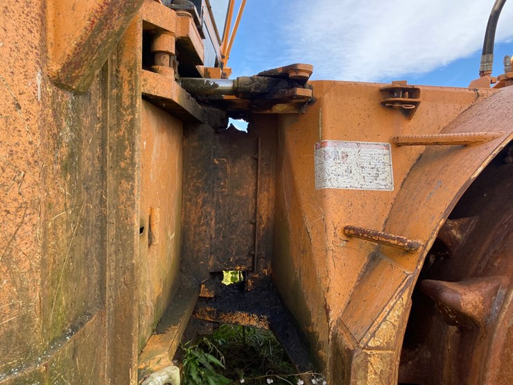 #3-•-390-rex-trash-compactor-image-27