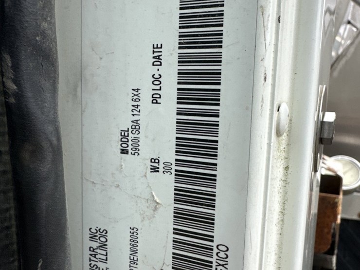 2014-international-paystar-5900i-image-11