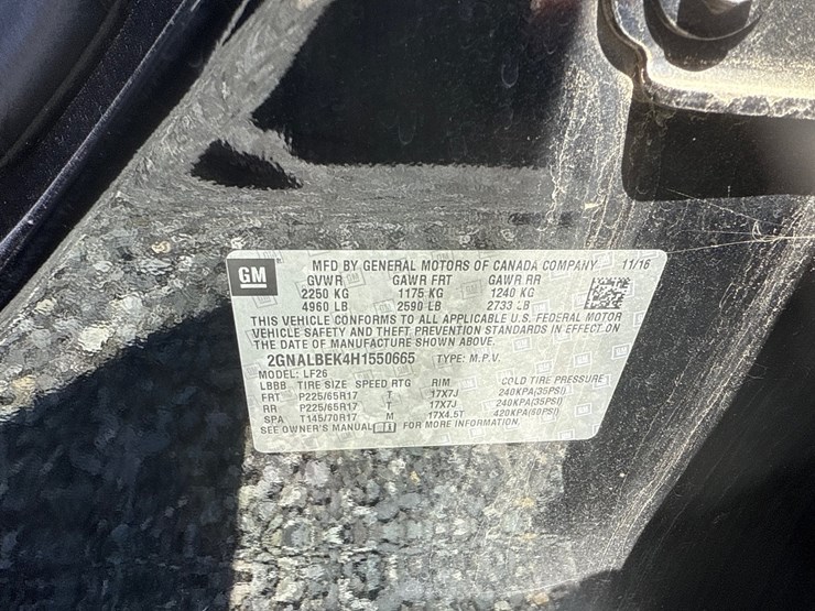 2017-chevrolet-equinox-image-26