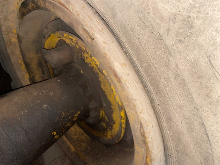 #5557-•-hough-120-payloader-image-95