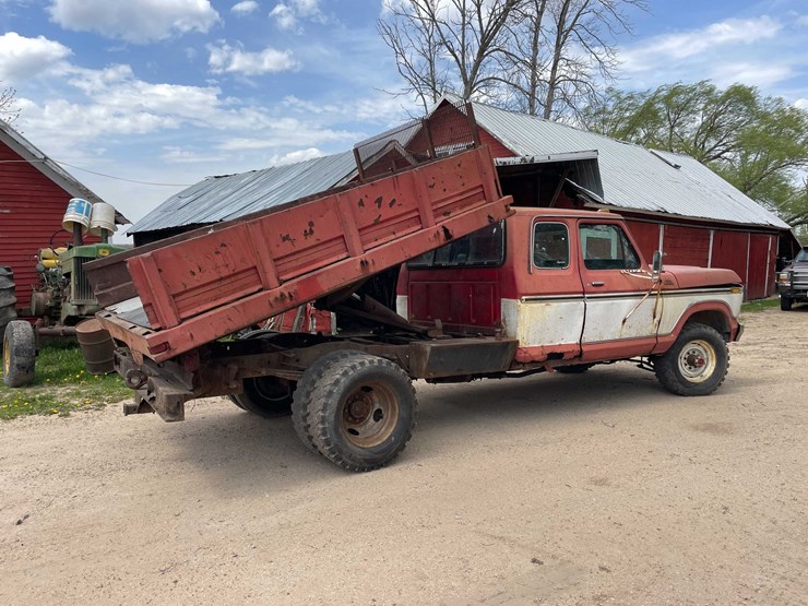 #5571-•-1979-ford-dually-with-modified-cab-image-5