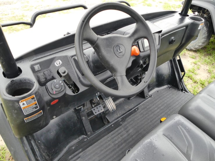 2024-kubota-rtv-x-image-11