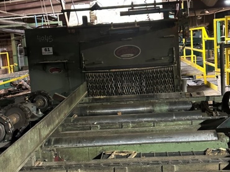 crosby-8inch-x-48inch-top-arbor-thin-kerf-gang-saw-with-5-x-18ft-infeed-powered-rolls,-cant-position-image-1