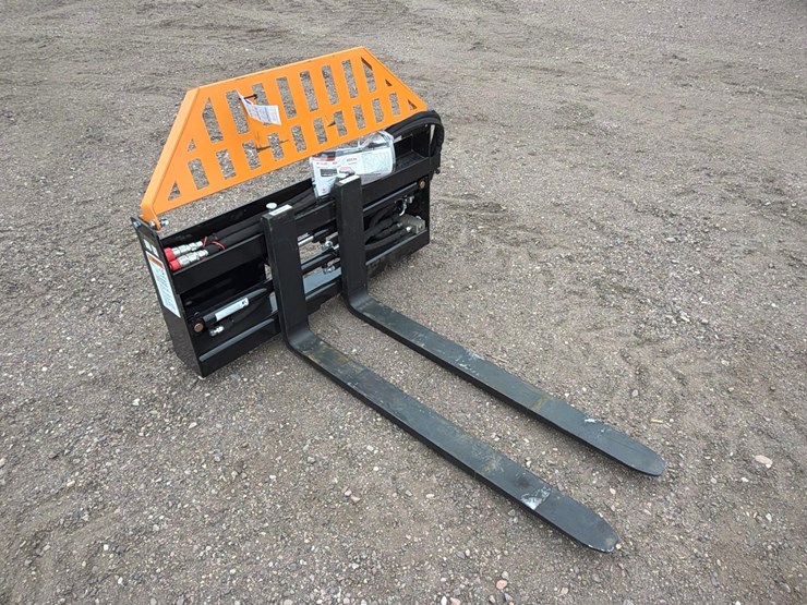 unused-2025-wolverine-pfa-11-3300g-hydraulic-pallet-forks-image-2