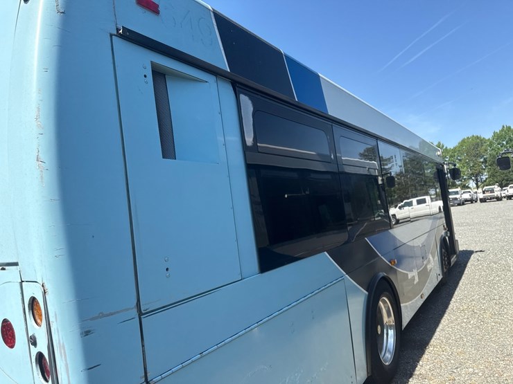 2007-gillig-low-floor-image-22
