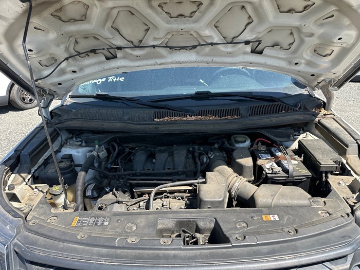 2019-ford-explorer-image-30